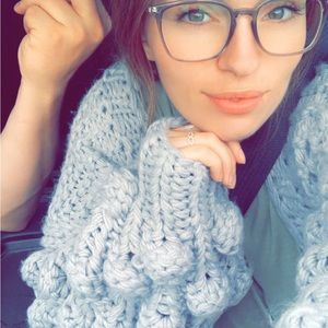 Meet your Posher, Rose